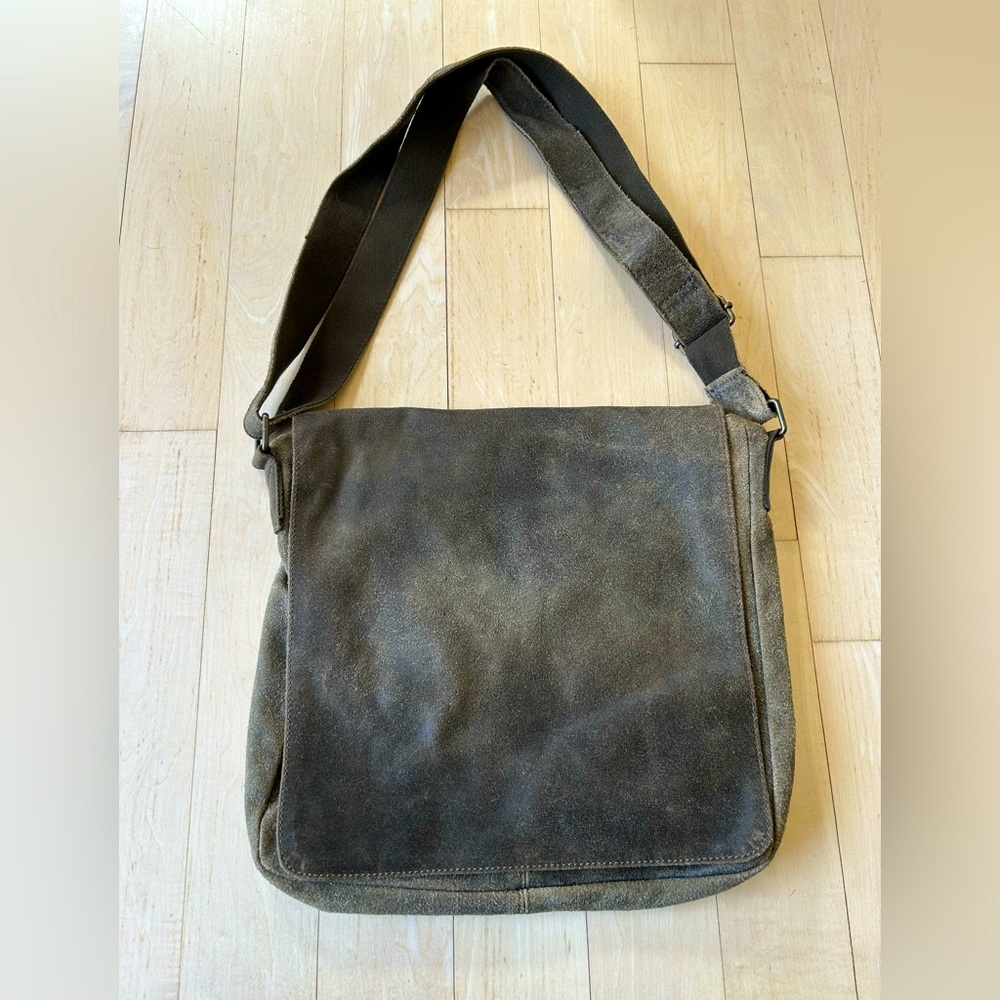 Distressed Leather Army Brown/Green Flap Messenger Bag - Picture 1 of 8